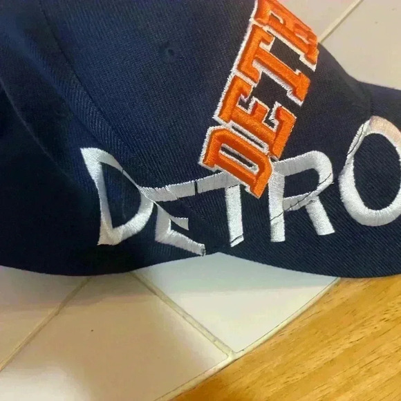 Detroit Baseball Cap Unisex One Size - Picture 2 of 4